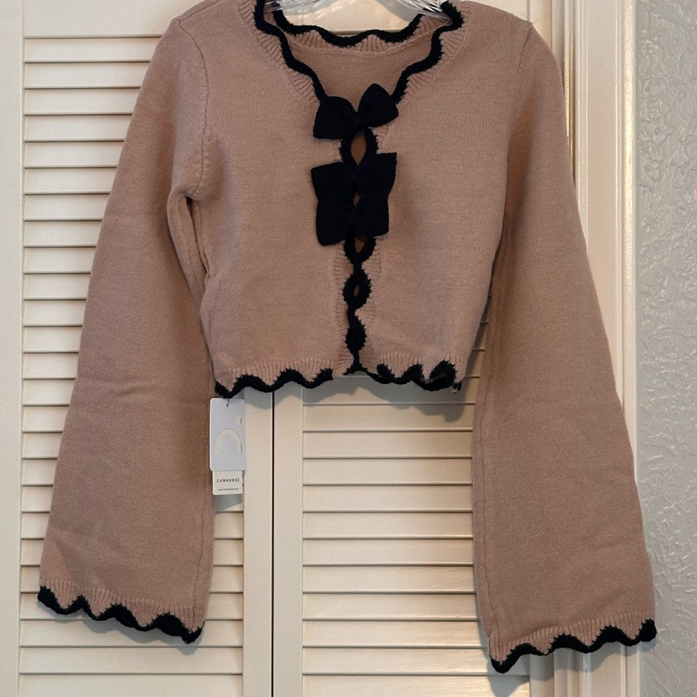 Commense Beige Cardigan with Black Bow Details